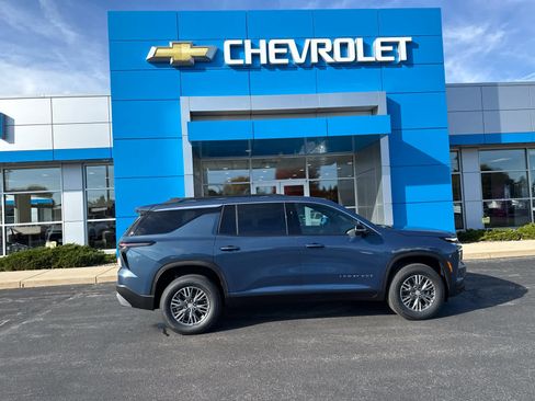 New 2026 Chevrolet Traverse LT w/ Driver Confidence Package image 14