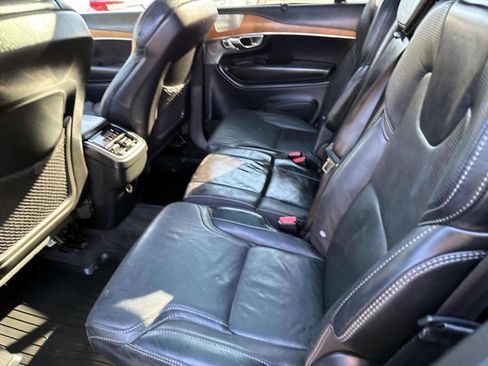 Used 2017 Volvo XC90 T6 Inscription w/ Vision Package image 11