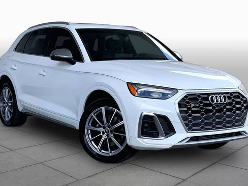 Used 2022 Audi SQ5 Premium Plus w/ Premium Plus Package AWD/4WD image 3