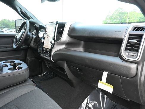 New 2026 RAM 2500 Tradesman AWD/4WD image 26