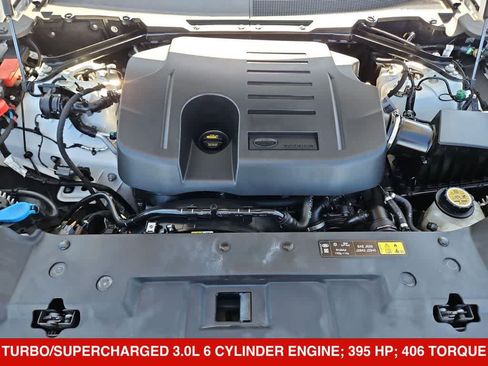 Used 2024 Land Rover Defender 130 X-Dynamic SE AWD/4WD image 13