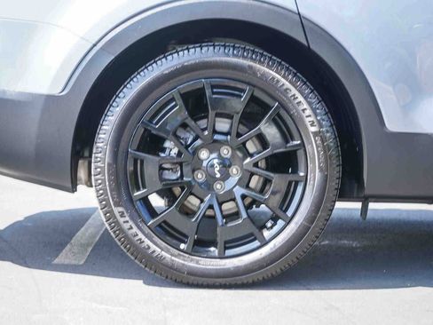Used 2022 Kia Telluride SX w/ Nightfall Edition Package AWD/4WD image 8