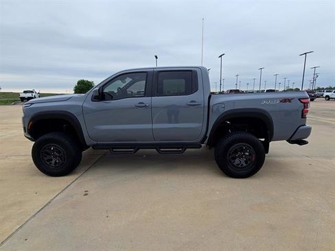Used 2026 Nissan Frontier PRO-4X w/ Tow Package AWD/4WD image 4