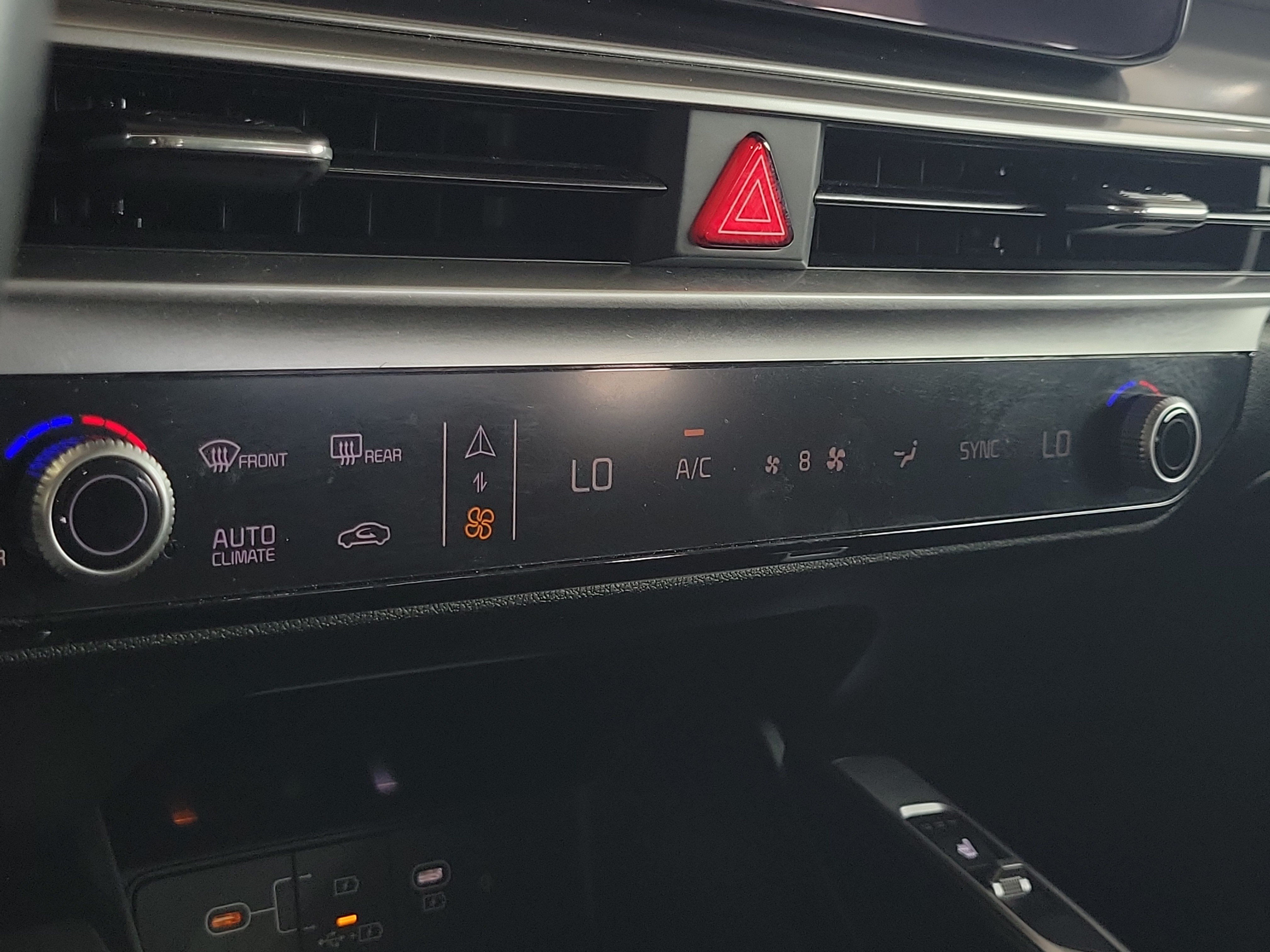 Used 2026 Kia Sorento S w/ S Panoramic Sunroof Package FWD image 27