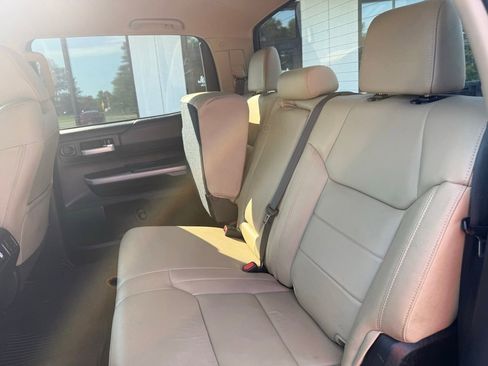 Used 2021 Toyota Tundra SR5 w/ SR5 Leather Package AWD/4WD image 4