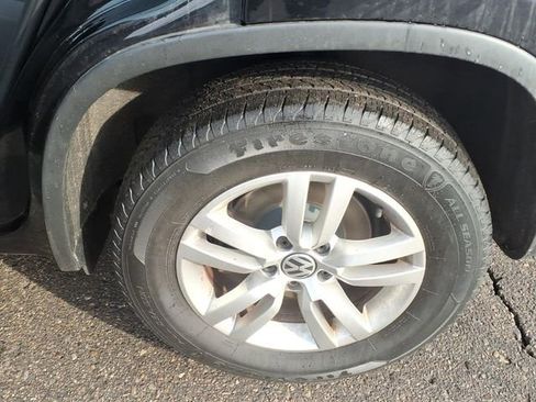 Used 2012 Volkswagen Tiguan S FWD image 15