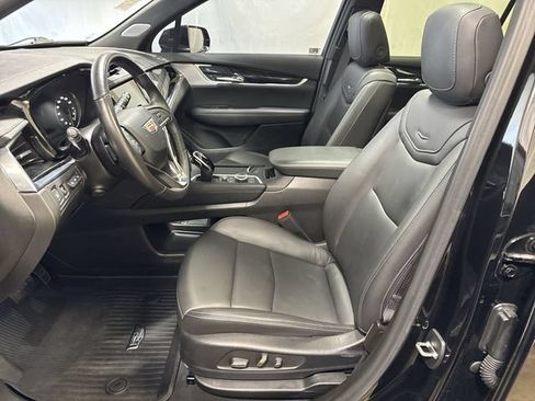 Certified 2024 Cadillac XT6 Premium Luxury w/ Technology Package AWD/4WD image 10