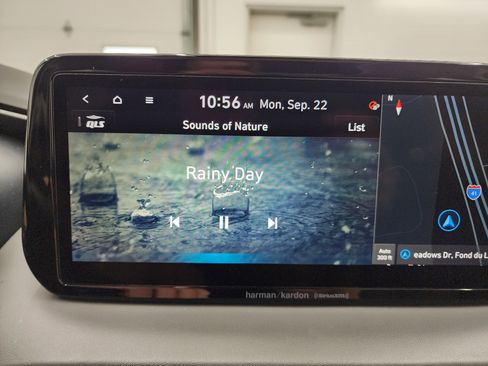 Used 2023 Hyundai Santa Fe SEL w/ Premium Package image 48