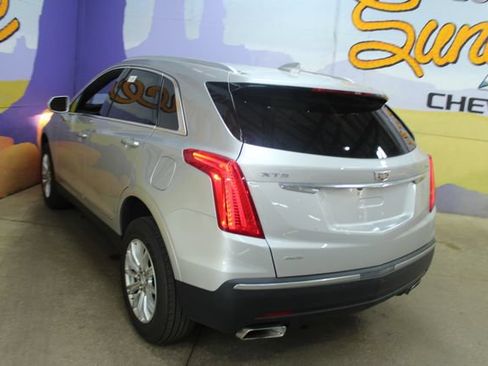 Used 2018 Cadillac XT5 AWD image 5