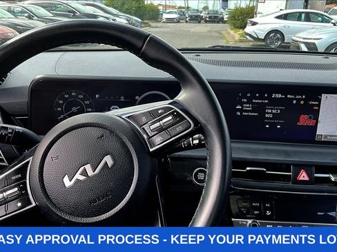 Used 2024 Kia Seltos S AWD/4WD image 16