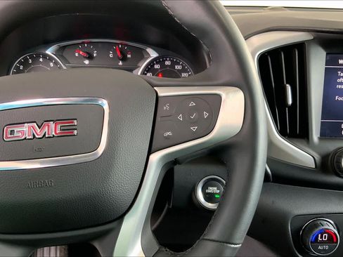 Used 2023 GMC Terrain SLT w/ Tech Package FWD image 25