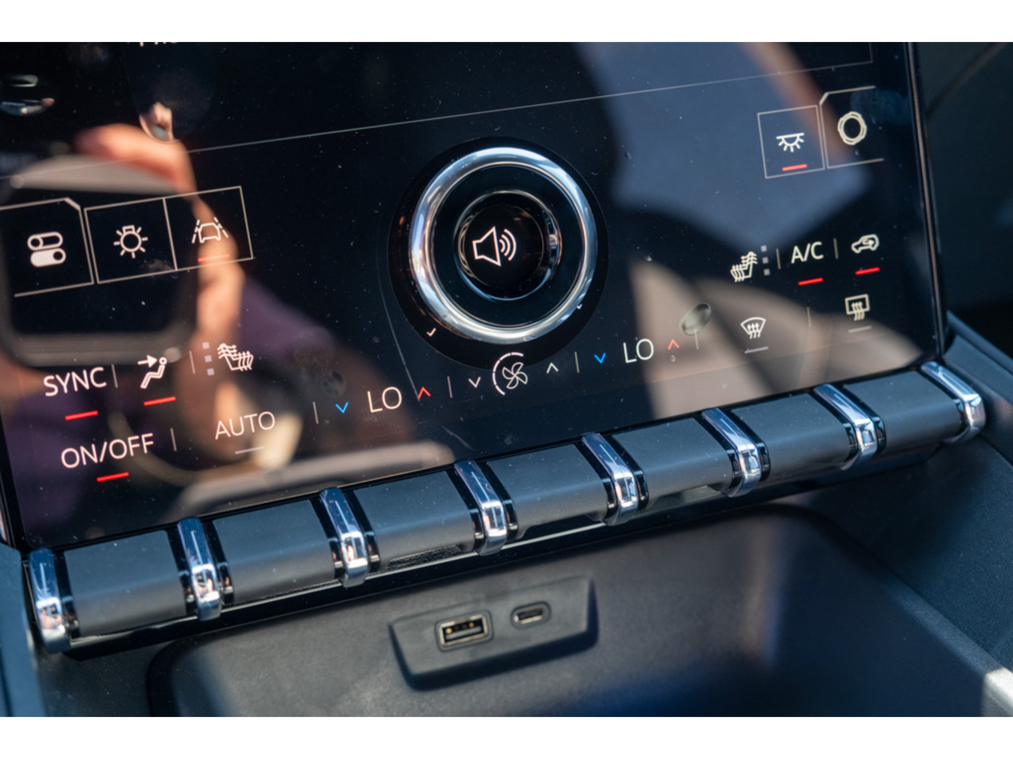 New 2027 GMC Terrain Elevation w/ Elevation Premium Package FWD image 28