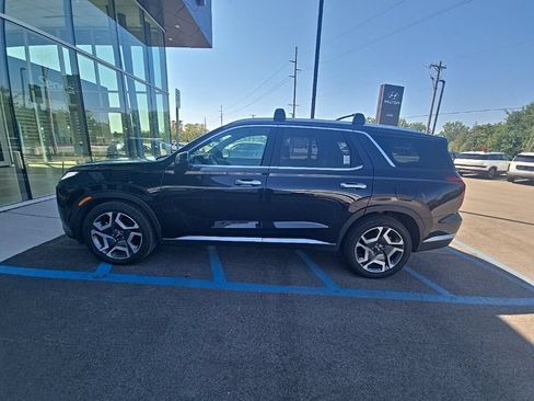Used 2023 Hyundai Palisade SEL w/ Premium Package AWD/4WD image 5