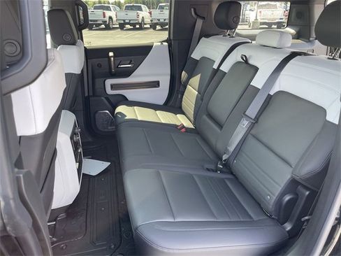 New 2025 GMC Hummer EV 3X w/ Extreme Off-Road Package image 23
