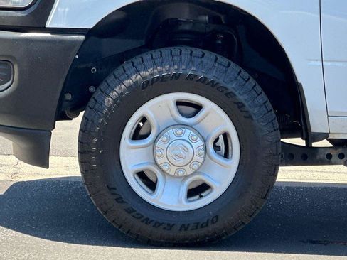 Used 2022 RAM 2500 Tradesman AWD/4WD image 25