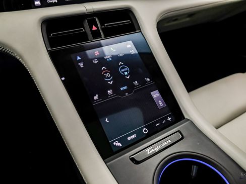 Used 2020 Porsche Taycan Turbo image 54