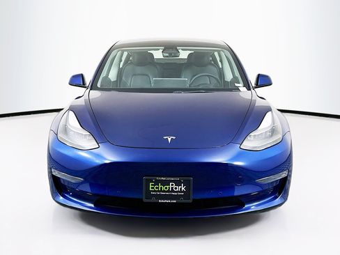 Used 2021 Tesla Model 3 Standard Range Plus RWD image 2