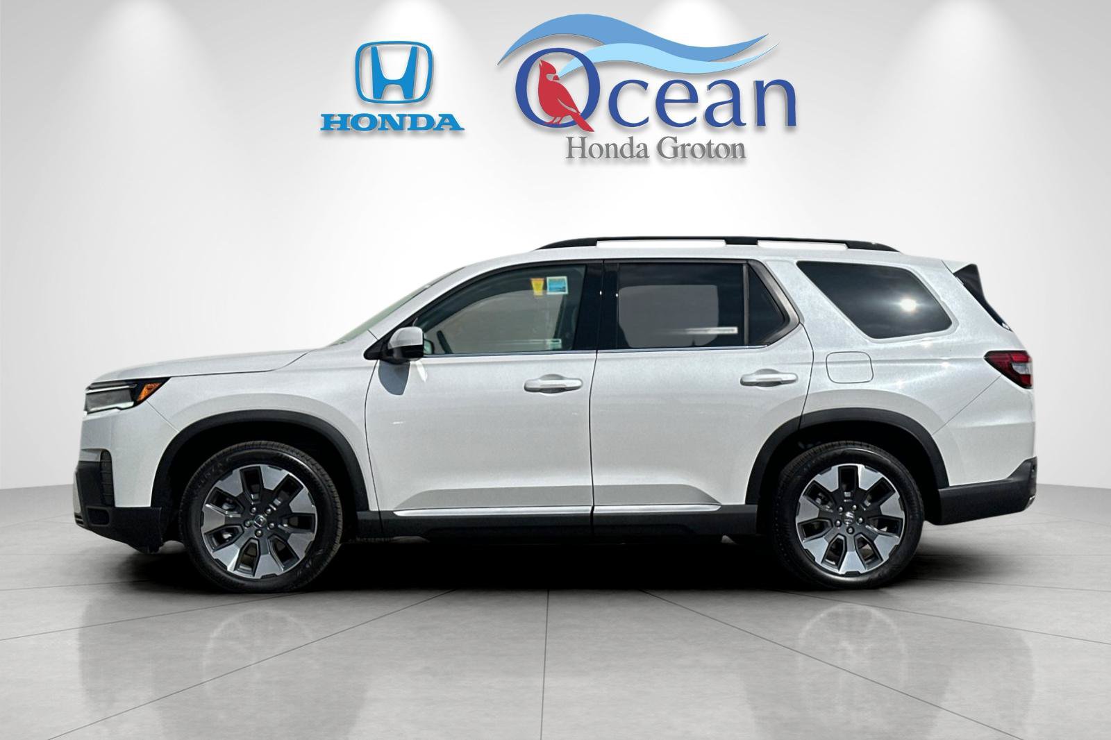 New 2026 Honda Pilot Elite image 2