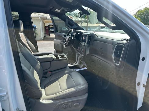 Used 2019 Chevrolet Silverado 1500 LTZ AWD/4WD image 15