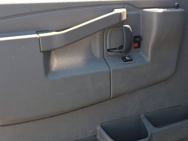 Used 2020 GMC Savana 2500 w/ Driver Convenience Package RWD image 22