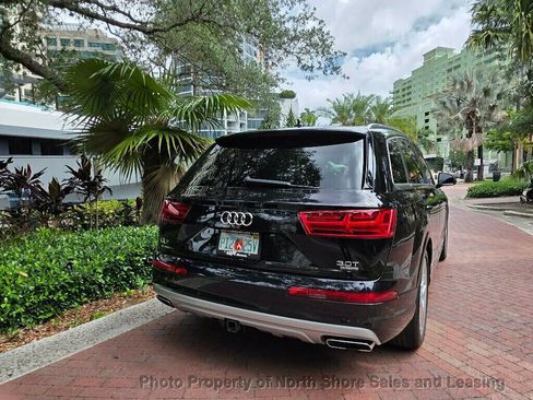 Used 2017 Audi Q7 3.0T Prestige AWD/4WD image 8