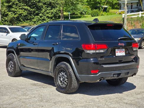 Used 2018 Jeep Grand Cherokee Trailhawk w/ Trailhawk Luxury Group AWD/4WD image 12