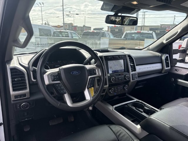 Used 2020 Ford F350 Lariat w/ Lariat Value Package AWD/4WD image 15