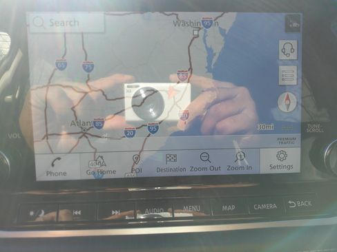 Used 2023 Nissan Rogue SL w/ SL Premium Package image 25