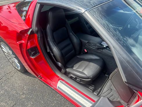 Used 2008 Chevrolet Corvette Coupe w/ Preferred Equipment Group RWD image 25