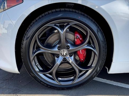 New 2025 Alfa Romeo Giulia w/ Driving Assist Package image 12