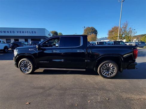 Used 2024 GMC Sierra 1500 Denali Ultimate image 2
