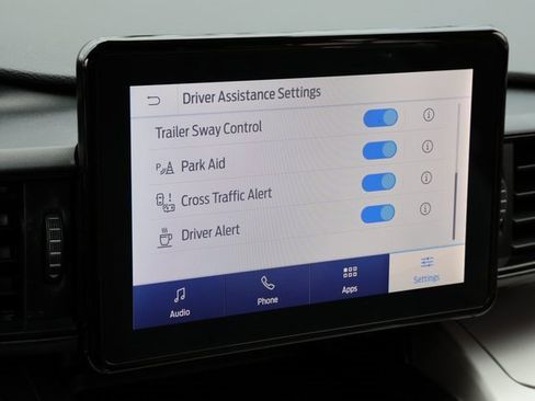 Used 2022 Ford Explorer XLT image 31