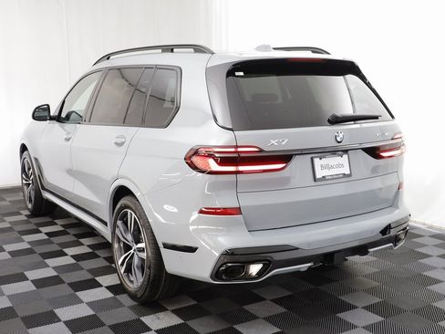 New 2026 BMW X7 xDrive40i w/ M Sport Package image 16