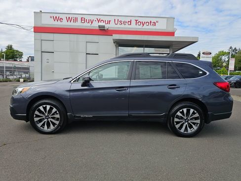 Used 2017 Subaru Outback 3.6R Limited AWD/4WD image 4