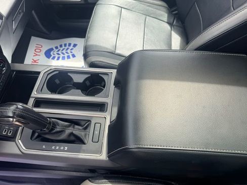 Used 2017 Ford F150 Raptor w/ Equipment Group 802A Luxury image 28