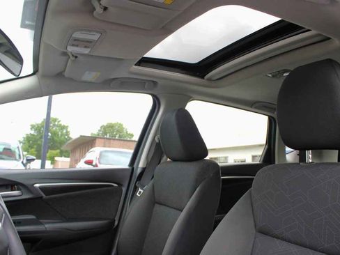Used 2016 Honda Fit EX image 12