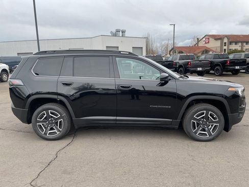 New 2026 Jeep Cherokee Limited image 7