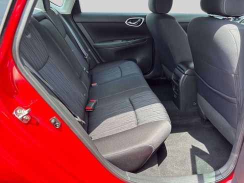 Used 2019 Nissan Sentra SV FWD image 10
