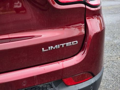 Used 2022 Jeep Compass Limited image 12