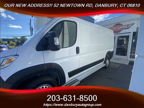 Used 2025 RAM ProMaster 2500 w/ U-Haul Equipment Group FWD image 4