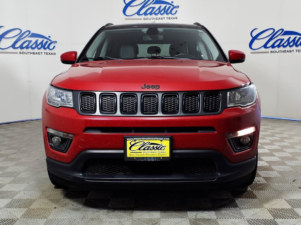 Used 2019 Jeep Compass Latitude FWD image 3