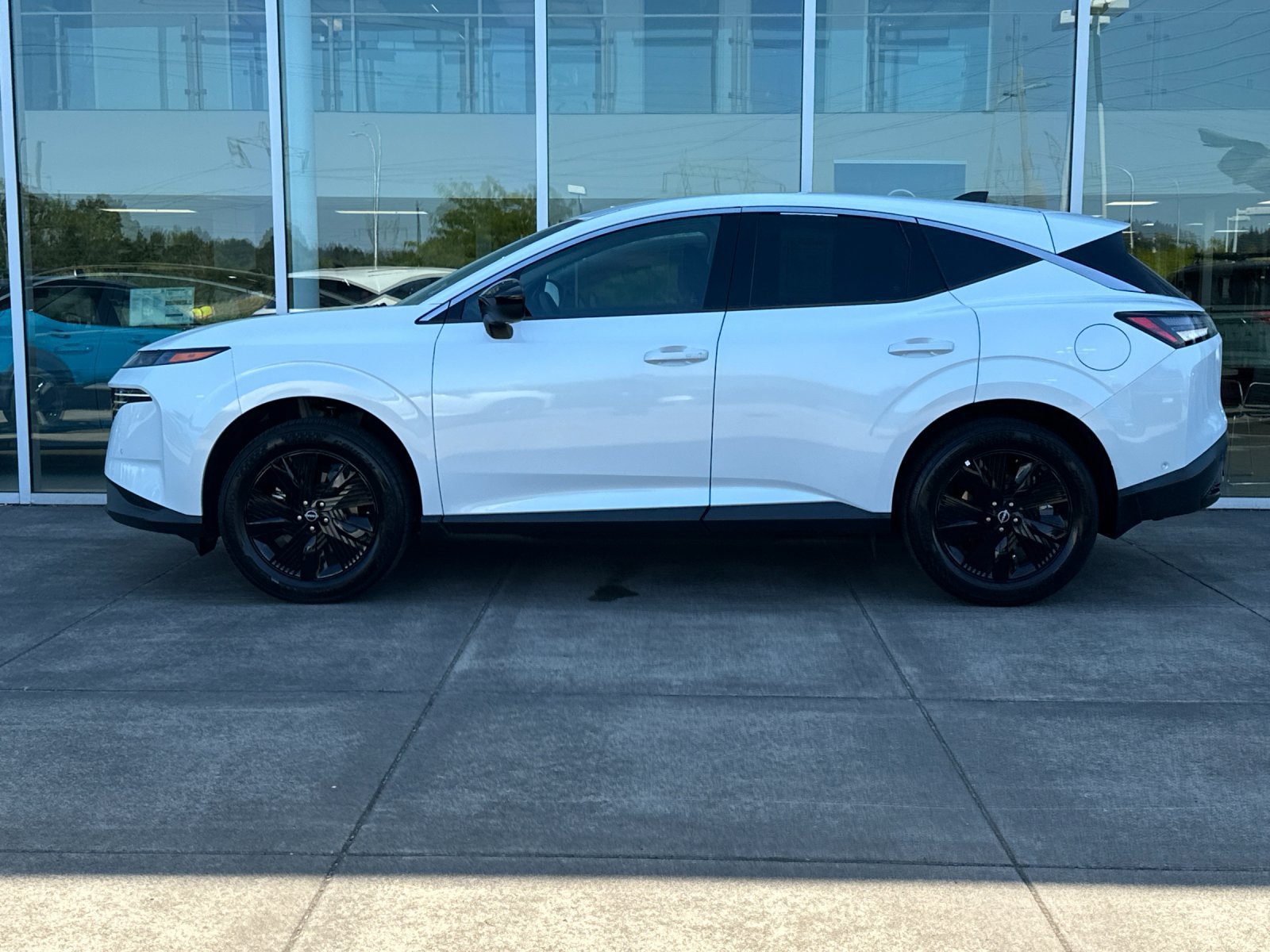 Certified 2025 Nissan Murano SV AWD/4WD image 7