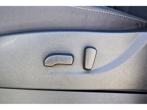 Certified 2024 Nissan Frontier SV w/ SV Convenience Package image 26