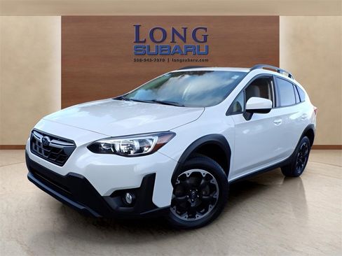 Used 2023 Subaru Crosstrek 2.0i Premium image 1