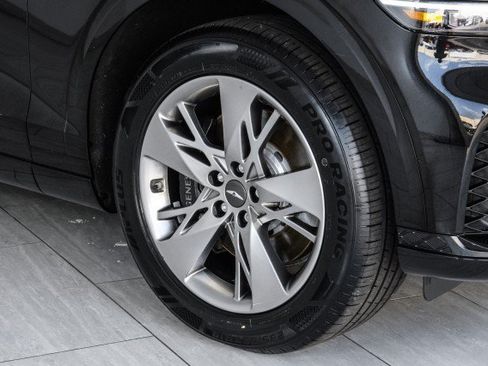 Used 2023 Genesis GV70 3.5T Sport AWD/4WD image 64