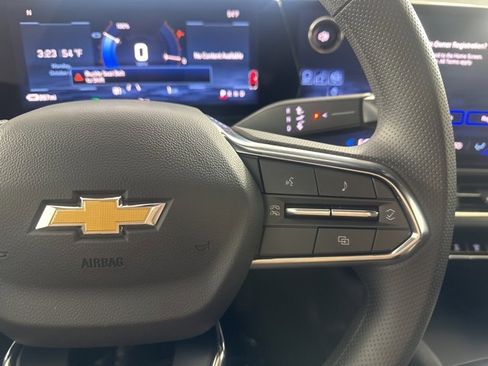 New 2026 Chevrolet Equinox EV LT image 21