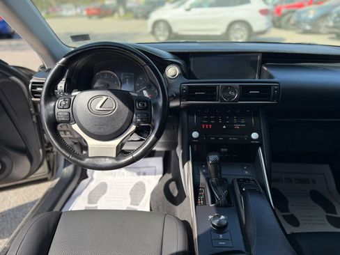 Used 2018 Lexus IS 350 AWD image 16