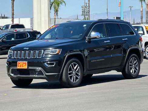 Used 2017 Jeep Grand Cherokee Limited w/ Luxury Group II RWD image 7