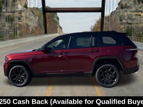 New 2025 Jeep Grand Cherokee Limited AWD/4WD image 5