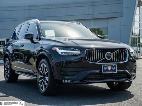 Used 2021 Volvo XC90 T6 Momentum w/ Advanced Package AWD/4WD image 1